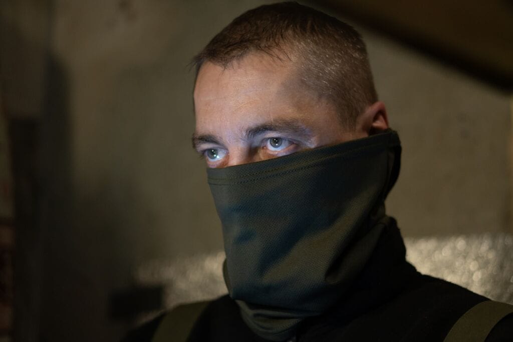 Батальйон "Бастіон" боець в балаклаві